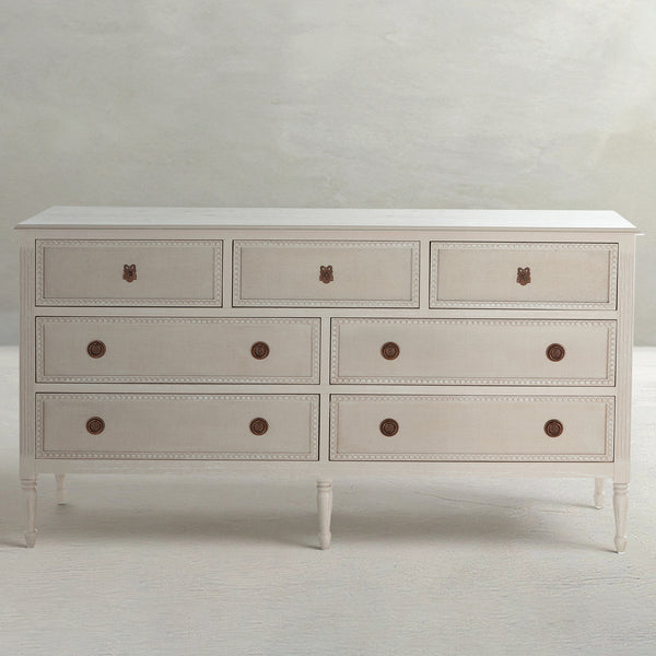 Caroline Dresser
