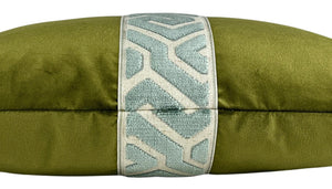 Lennon Pillow
