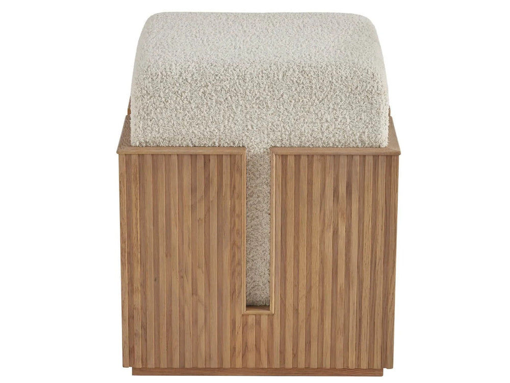 Carmin Stool