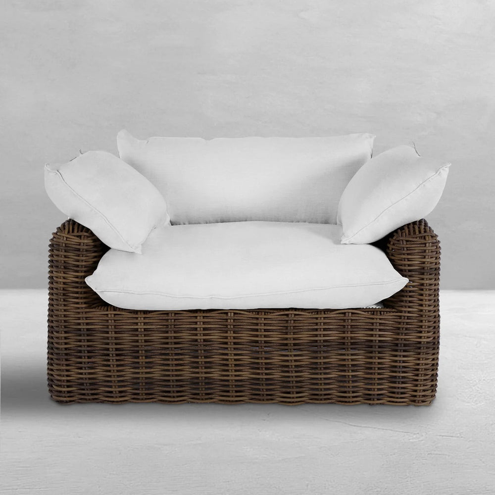 Montecito Resin Wicker Lounge