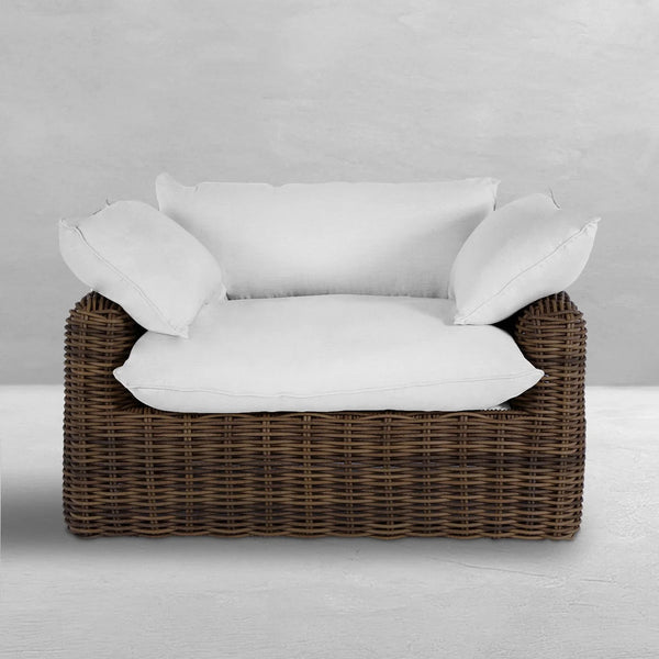 Montecito Resin Wicker Lounge